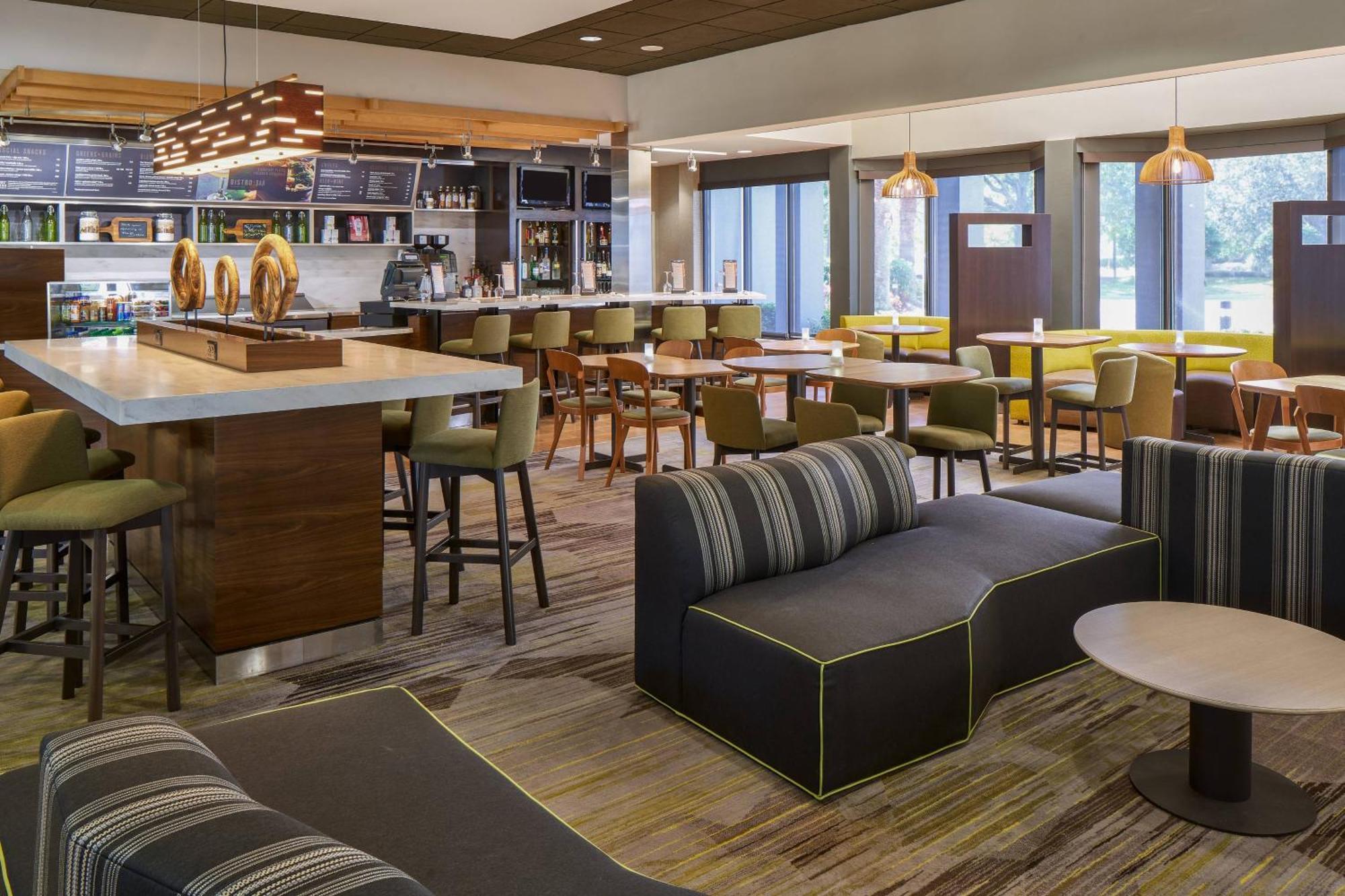 Hotel Courtyard By Marriott Orlando Airport Exterior foto
