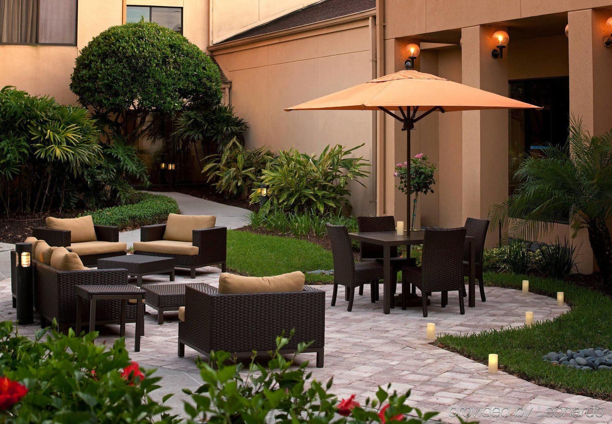 Hotel Courtyard By Marriott Orlando Airport Exterior foto